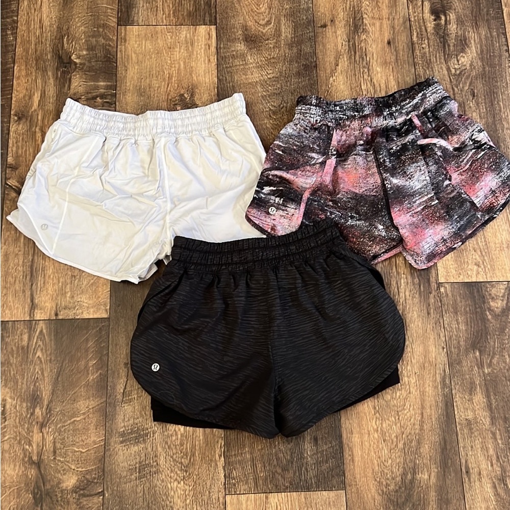 Lululemon Hotty Hot shorts